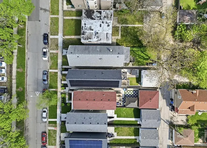 Apartment Black Gallery Solar 2br Woodlawn Chicago